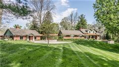BEAUTIFULLY RENOVATED LAKEFRONT PROPERTY LOCATED ON EAGLE CREEK RESERVOIR