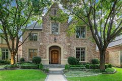 STUNNING HAWKINS-WELWOOD BUILT HOME