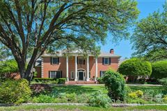 ENCHANTING COLONIAL STYLE HOME