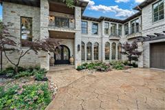BREATHTAKING HOME IN SHOAL CREEK