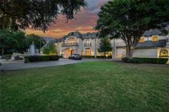 MAGNIFICENT ESTATE ON WILLOW BEND DRIVE