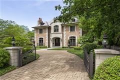 GREAT HOME. GREAT LOCATION. GREAT PRICE.