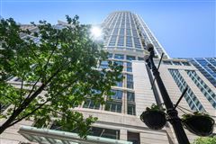 STUNNING 48TH FLOOR CORNER HOME