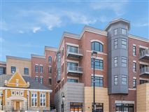 URBAN FEEL AND SUBURBAN APPEAL