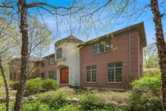EAST HIGHLAND PARK HOME ON A RAVINE