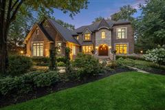 FALL IN LOVE WITH THIS SPECTACULAR CUSTOM HOME