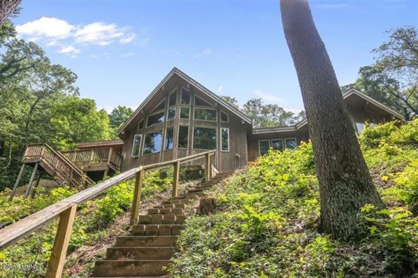 Secluded Lake Michigan Frontage On 21 Wooded Acres Michigan