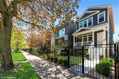 STUNNING WEST BUCKTOWN HOME