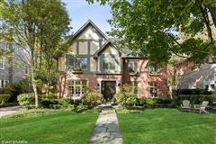 SPECTACULAR CUSTOM HOME