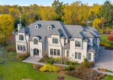 ONE-OF-A-KIND LUXURIOUS ESTATE SITUATED ON OVER AN ACRE