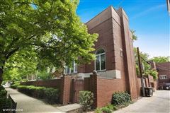 RARELY AVAILABLE BEAUTIFULLY RENOVATED TOWNHOME