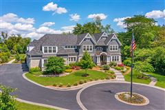 EXPANSIVE WHEATON LUXURY PROPERTY