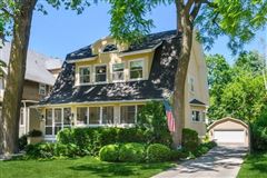 BEAUTIFUL DUTCH COLONIAL HOME