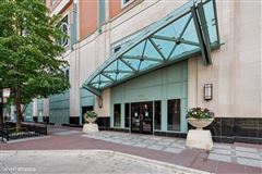 CHICAGO'S PREMIER LUXURY BUILDING IN STREETERVILLE