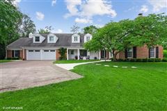 MOVE IN READY BEAUTIFUL HOME