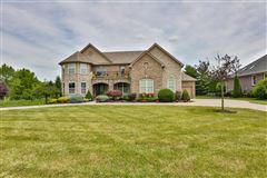 BEAUTIFUL, SPACIOUS HOME