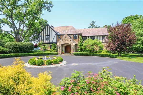 | Ohio Luxury Homes | Mansions For Sale | Luxury Portfolio