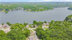 BEAUTIFUL HOME WITH PANORAMIC LAKE VIEWS