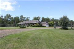 RARE RANCH PROPERTY AND BEAUTIFUL BUNGALOW