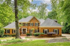 BEAUTIFUL HOME SPALDING LAKE