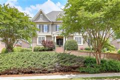 LOVELY BRICK HOME IN CUL-DE-SAC
