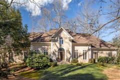 BEAUTIFUL CHATTAHOOCHEE RIVERFRONT ESTATE HOME