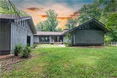 BEAUTIFUL PROPERTY ON CORNER LOT IN SOUGHT AFTER SANDY SPRINGS