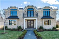 EXQUISITELY DETAILED ALL BRICK NEW CONSTRUCTION HOME