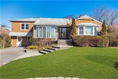 BEAUTIFULLY RENOVATED, SUPER SPACIOUS HOME