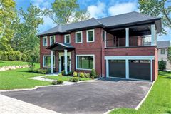 CLASSIC AND TIMELESS ALL BRICK CENTER HALL COLONIAL