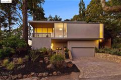 MODERN MID-CENTURY HOME