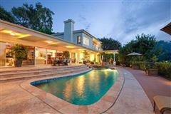 PICTURESQUE MID-CENTURY IN LONGRIDGE ESTATES
