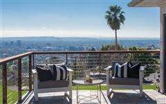 LOW SUNSET PLAZA CONTEMPORARY WITH SPECTACULAR VIEWS