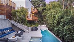 STUNNING PRIVATE CELEBRITY COMPOUND