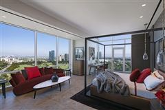 PENTHOUSE 19 AT BEVERLY WEST