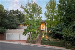 BEAUTIFULLY UPDATED TRADITIONAL HOME