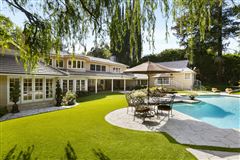 SPRAWLING GATED TRADITIONAL ESTATE