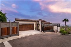 IMPECCABLE AND WHOLLY UNIQUE HOME
