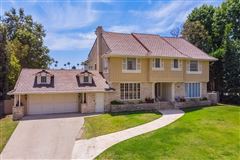 TRADITIONAL HOME ON LARGE LOT