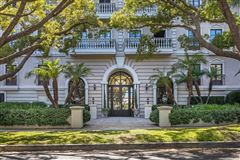 AMAZING RESIDENCE IN LE FAUBOURG
