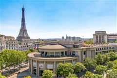 SPACIOUS HIGH FLOOR HOME WITH AMAZING VIEW