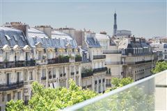 MAGNIFICENT PARIS APARTMENT