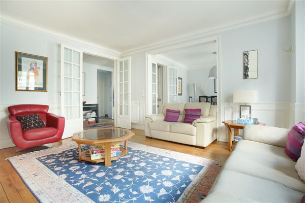Floor Through Apartment In A Luxury Period Building France