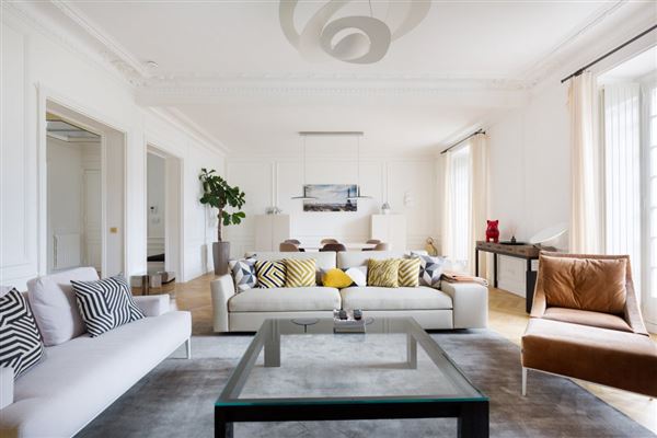 Elegant Apartment elegant apartment in the chanel building | france luxury homes Elegant Apartment elegant apartment in the chanel building | france luxury homes
