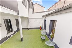A MODERN RESIDENCE