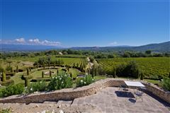 PEACEFUL PROPERTY SET ON OVER 10 HECTARES