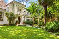 HAVEN OF PEACE IN A BUCOLIC SETTING
