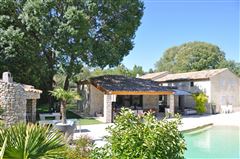 MAGNIFICENT PERIOD PROPERTY WITH HOME AND GUEST HOUSE