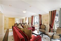 ICONIC RUE SAINT-BENOIT RESIDENCE