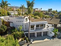 THIS RECENTLY REMODELED CONTEMPORARY SHOWPLACE IS TRULY ONE OF A KIND